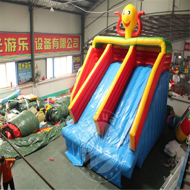 金昌水上充气滑梯